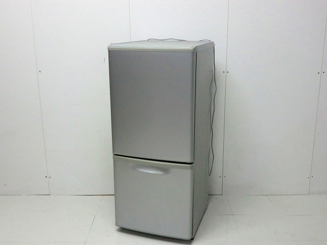 冷蔵庫　Panasonic　NR-B144W