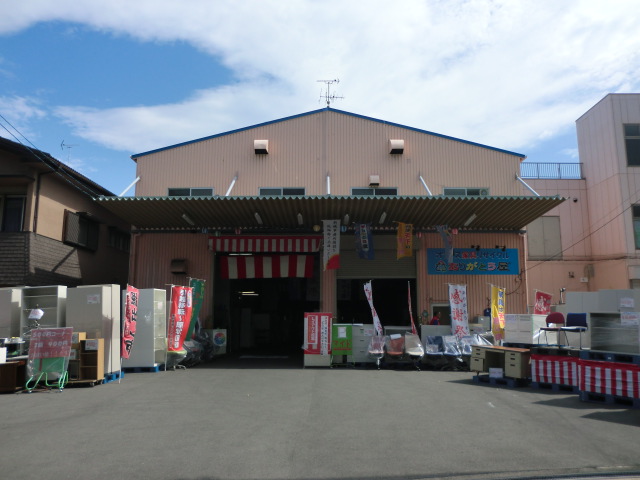 大阪本店【大型店舗】