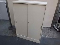 引き違いキャビネット 42 Z210