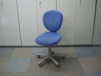 【イナバ】 イニシオ OAチェア肘無