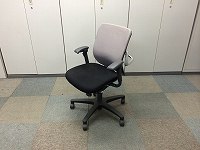 OAチェア肘有 イトーキ レビーノ