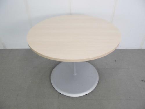 ローテーブル+ミーティングチェア×3