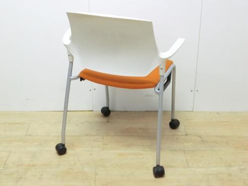 イトーキ / ステンザ / オレンジ / 【中古】 スタッキングカートチェア4脚セット