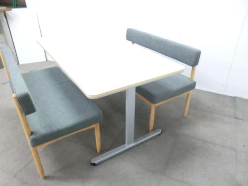 ラウンジスタイル ベンチ・テーブルセット / 木目調 / 【中古】