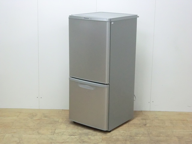 冷蔵庫2ドア パナソニック NR-B146W シルバー