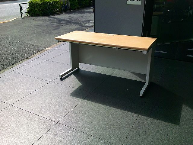 平デスク プラス フラットライン