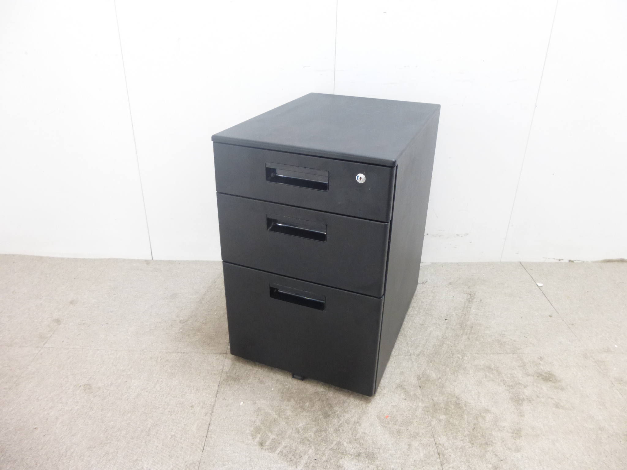ブラック/3段ワゴン/【中古】/ 0016254-1