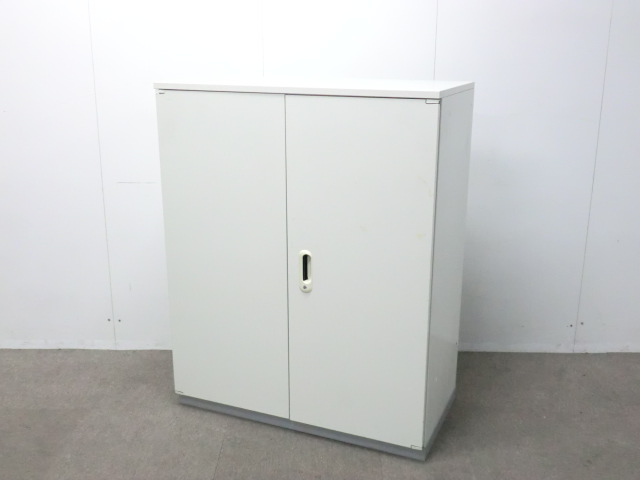 プラス / ホワイト / 【中古】 両開きキャビネット