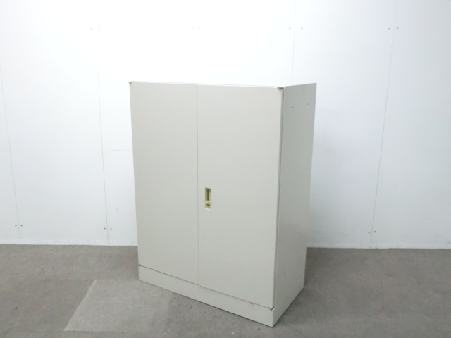 オカムラ/42/ニューグレー/ 【中古】 両開きキャビネット