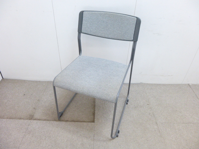 サンケイ/グレー/スタッキングチェア/【中古】