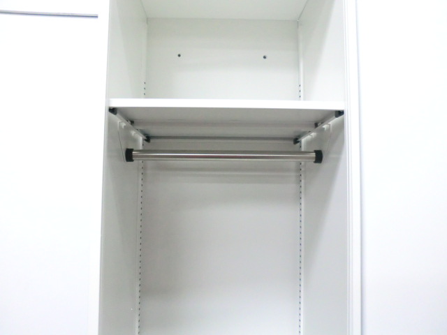 イトーキ/シンライン/ ホワイト / 【中古】 ワードローブ