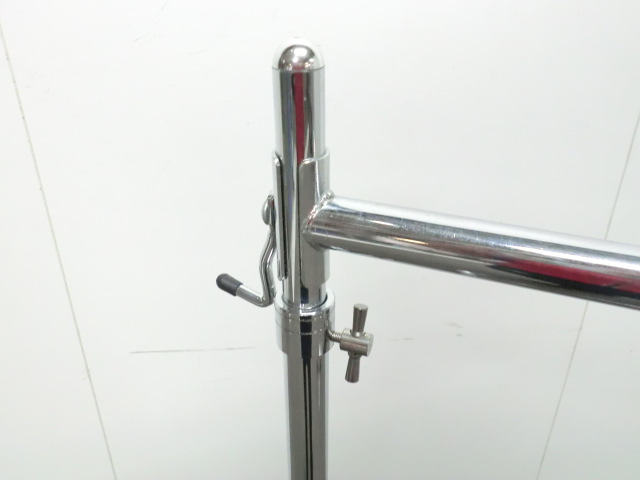 ハンガーラック / シルバー / 【中古】 上下伸縮式