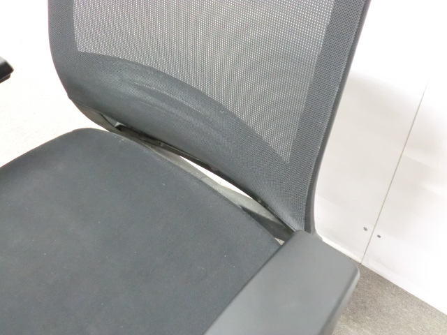 OAチェア肘有 / ブラック / 【中古】