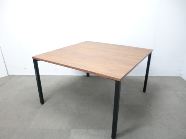 オカムラ / 木目調 / 【中古】 会議テーブル