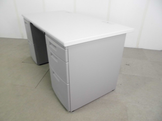 イトーキ / CZ / ニューグレー / 両袖デスク