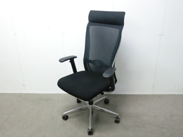 コクヨ/フォスター/ ブラック / 【中古】 ＯＡチェア肘有