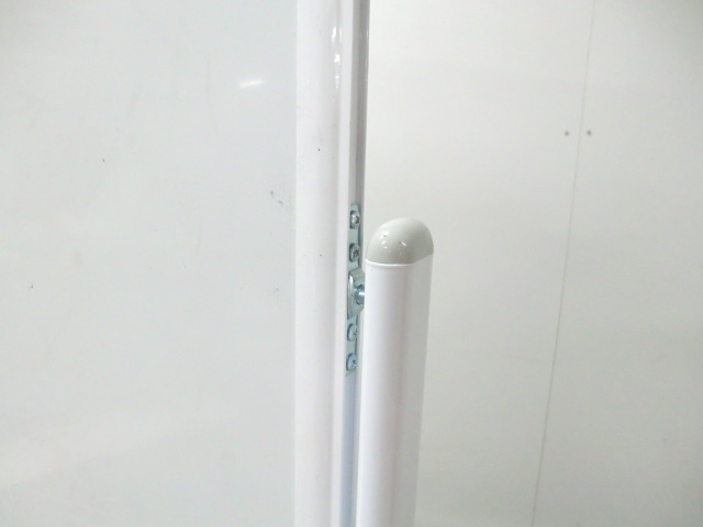 ホワイトボード / ホワイト / 【中古】 両面・脚付き