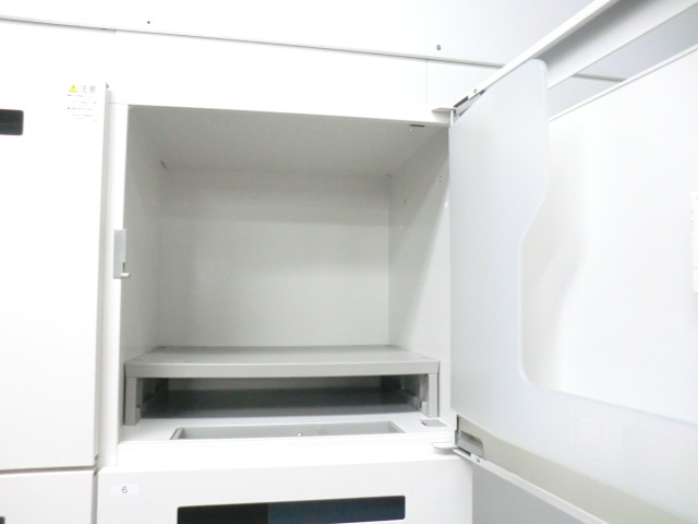 イトーキ/ ホワイト / 【中古】 8人用パーソナルロッカー