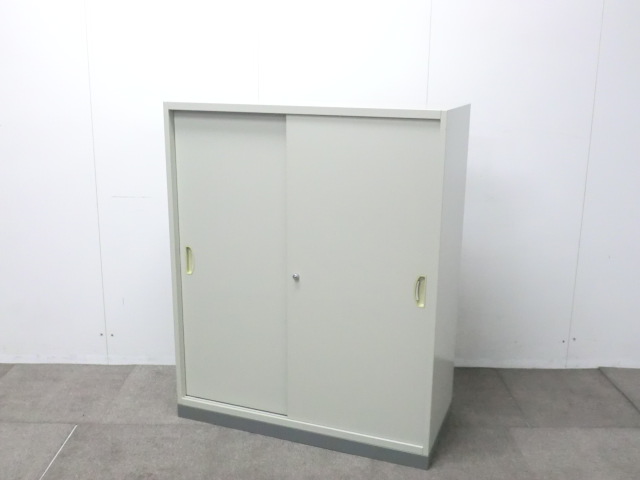 ナイキ / ニューグレー / 【中古】 引違いキャビネット