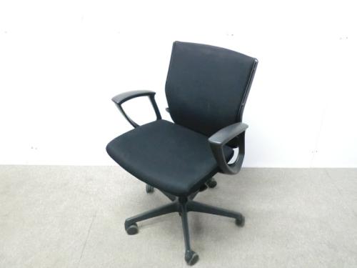 オカムラ /エスクードチェア/ ブラックC443ZR-FFW