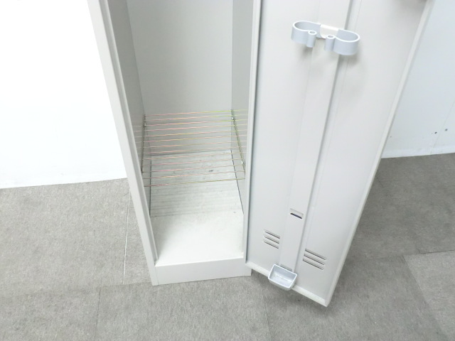 イトーキ / ニューグレー / 【中古】 1人用ロッカー
