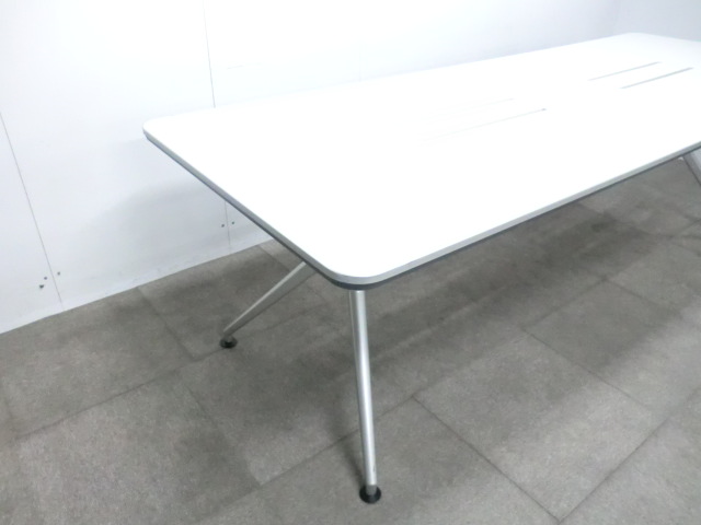 イトーキ / ホワイト / 【中古】 大会議テーブル