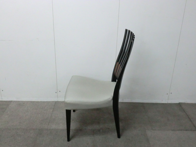 カリモク / グレー / 【中古】 ミーティングチェア