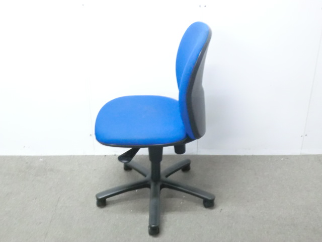 イトーキ/リエット / ブルー / 【中古】 OAチェア肘無