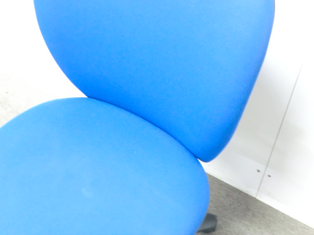 イトーキ/リエット / ブルー / 【中古】 OAチェア肘無