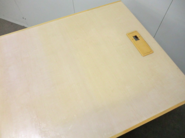 ウチダ / FEED / 木目調 / 【中古】 平デスク