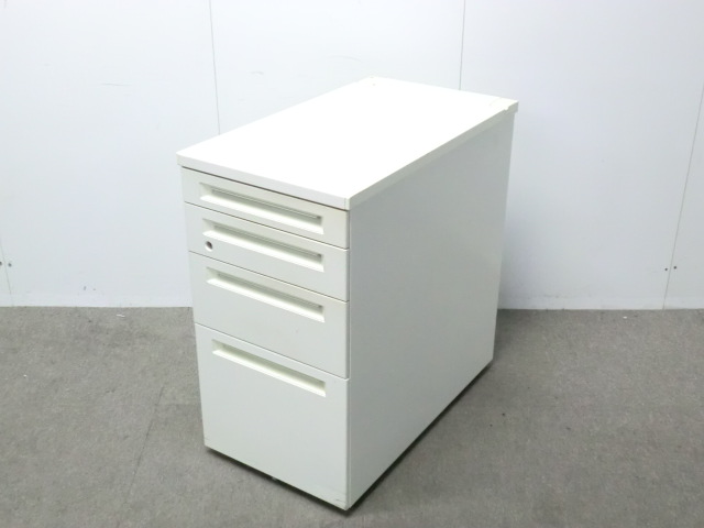 オカムラ/アドバンス / ホワイト / 【中古】 4段脇机