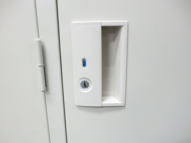 2人用ロッカー / ニューグレー / 【中古】