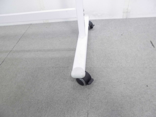 ホワイトボード / 両面 / キャスター付き