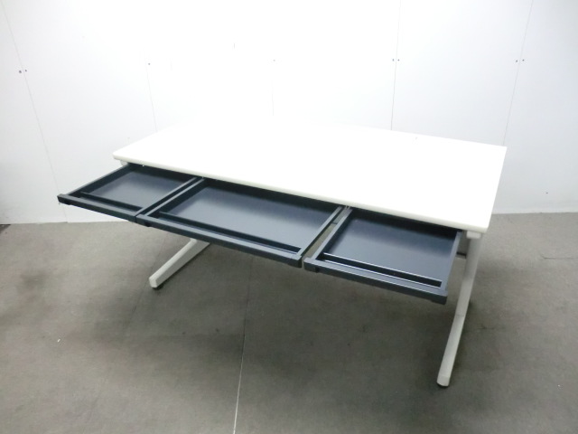 イトーキ / CZN / ホワイト / 【中古】 平デスク