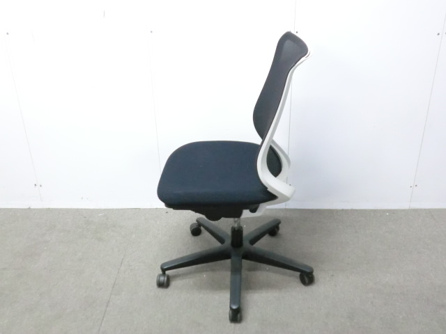 コクヨ/ ミトラ / ブラック / 【中古】 OAチェア肘無