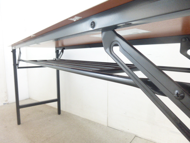 ホワイト/折り畳みテーブル/【中古】/幅1500