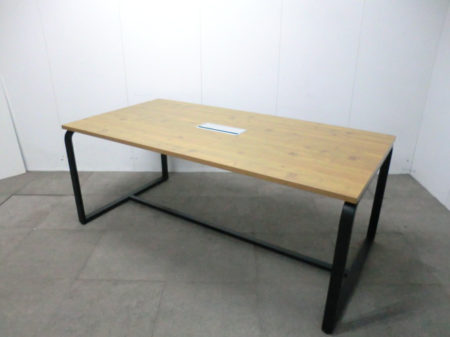 会議テーブル / 木目調 / 【中古】