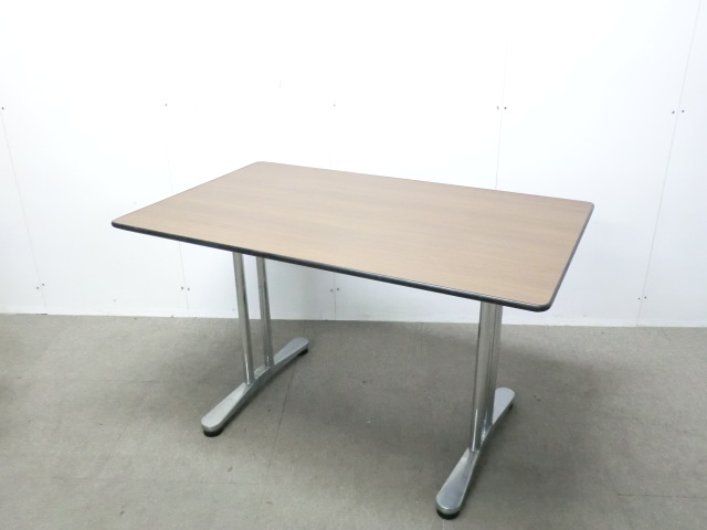 オカムラ / 木目調 / 【中古】 会議テーブル