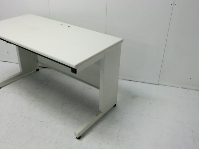 プラス/フラットライン / ホワイト / 【中古】 平デスク