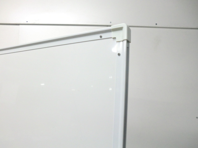 ホワイトボード / ホワイト / 【中古】 脚付き