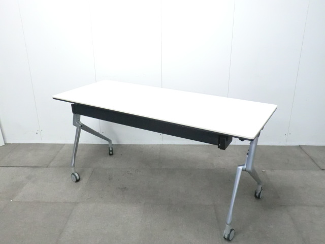 オカムラ/インターアクト/ホワイト/【中古】フォールディング