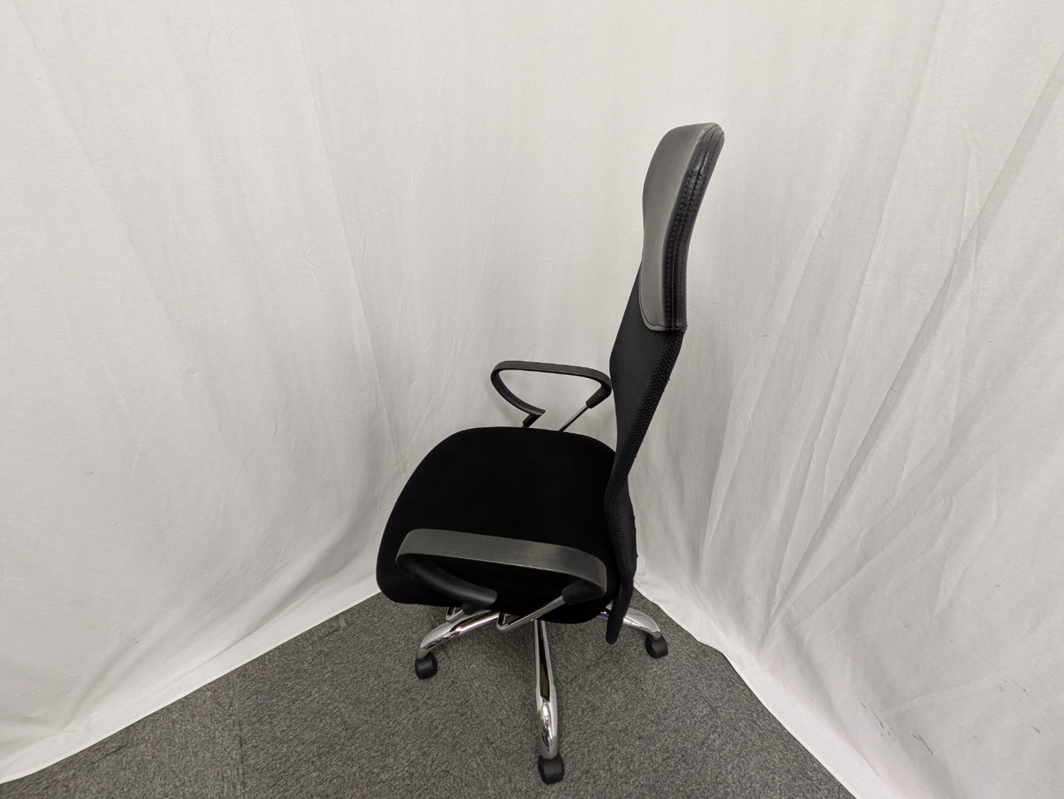 OAチェア / ブラック / 【中古】 肘有