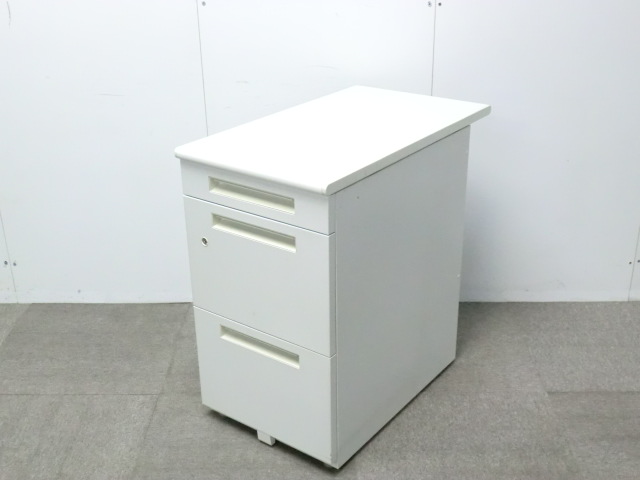 イナバ / デュエナ / ホワイト / 【中古】 3段脇机