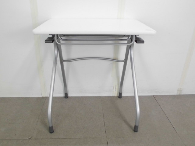 フォールディングテーブル/ホワイト/【新古品】
