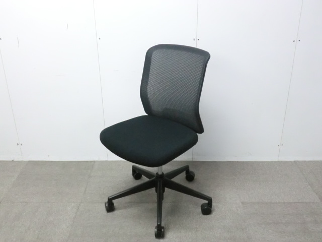 ウチダ/カリッサ / ブラック / 【中古】 OAチェア肘無