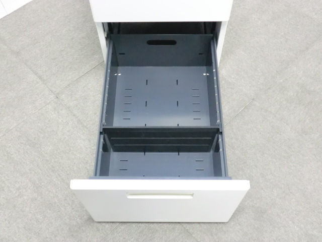 コクヨ / ホワイト / 【中古】 天板付き2段ワゴン