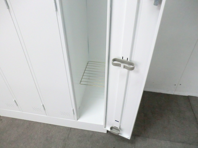 コクヨ/ホワイト/ 【中古】 4人用ロッカー / ダイヤル錠