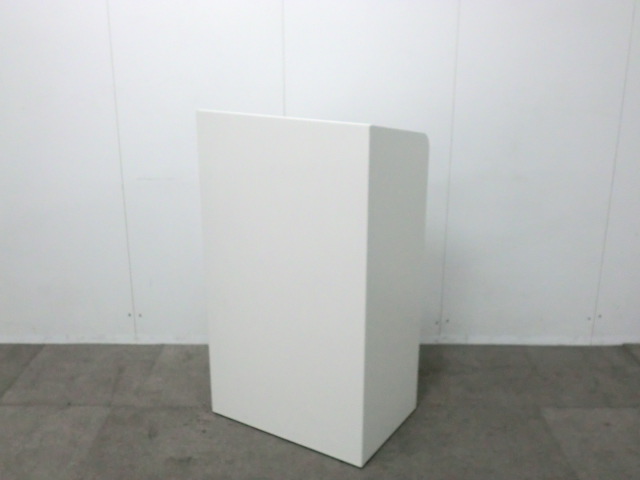 演台 / ホワイト / 【中古】