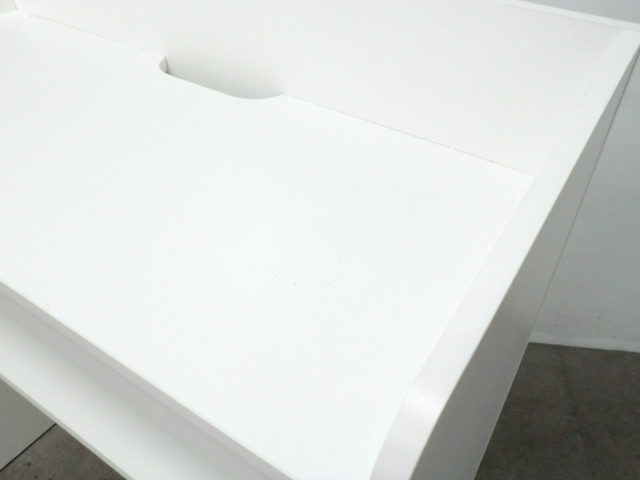 演台 / ホワイト / 【中古】