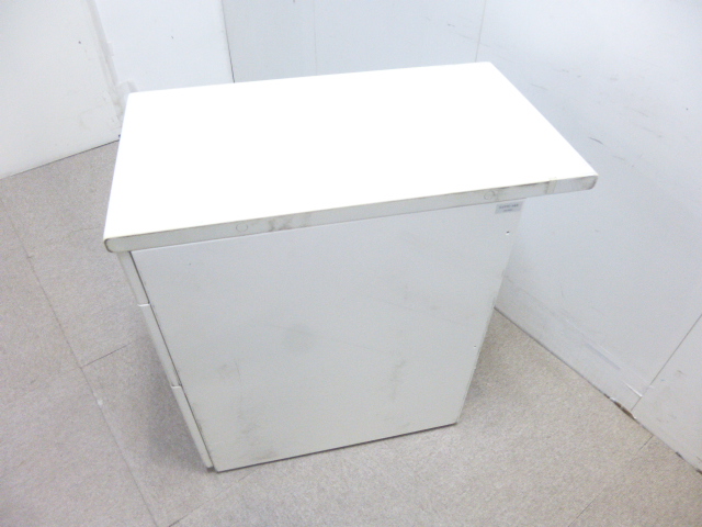 ホワイト/脇机3段/【中古】